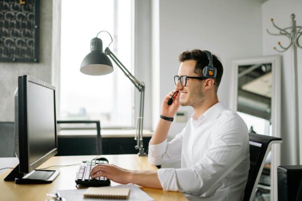 Telefonväxel företag - flexibel och molnbaserad växellösning från TechTell för effektiv företagskommunikation